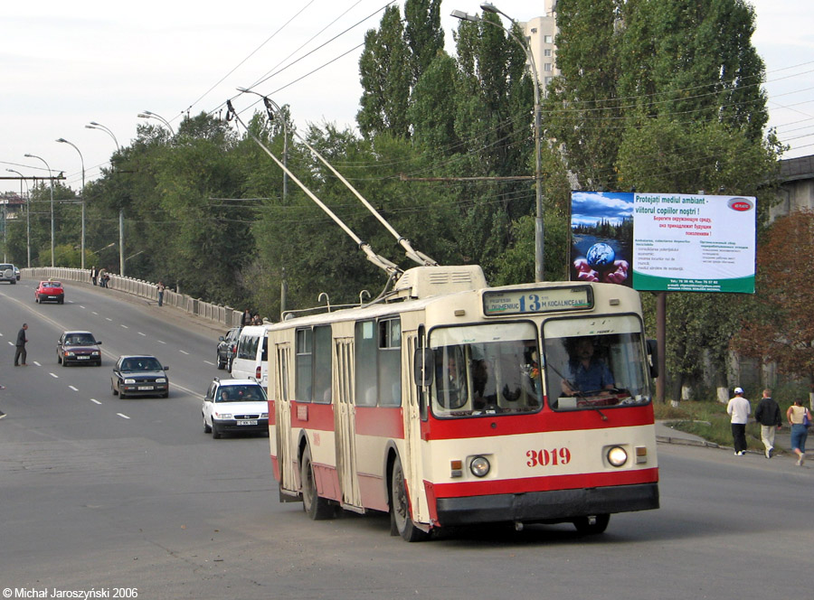 Кишинёв, ЗиУ-682В № 3019