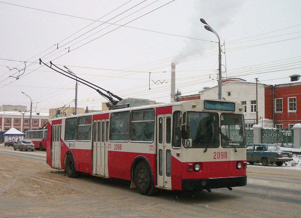 Ижевск, ЗиУ-682В [В00] № 2098