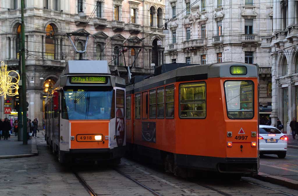 Милан, ATM series 4900 № 4997; Милан, ATM series 4900 № 4918