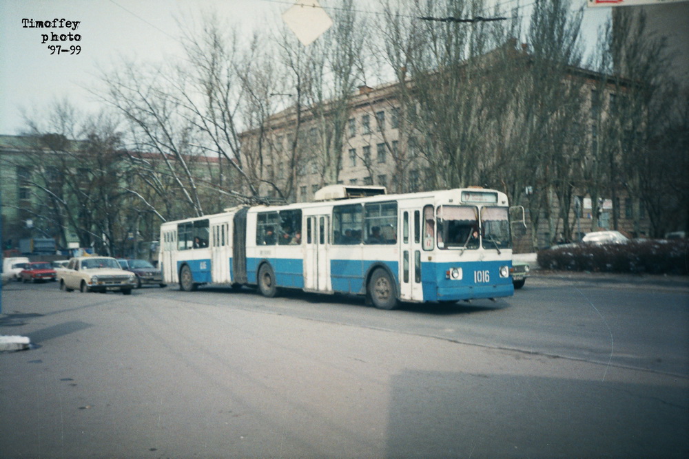 Днепр, ЗиУ-683В01 № 1016