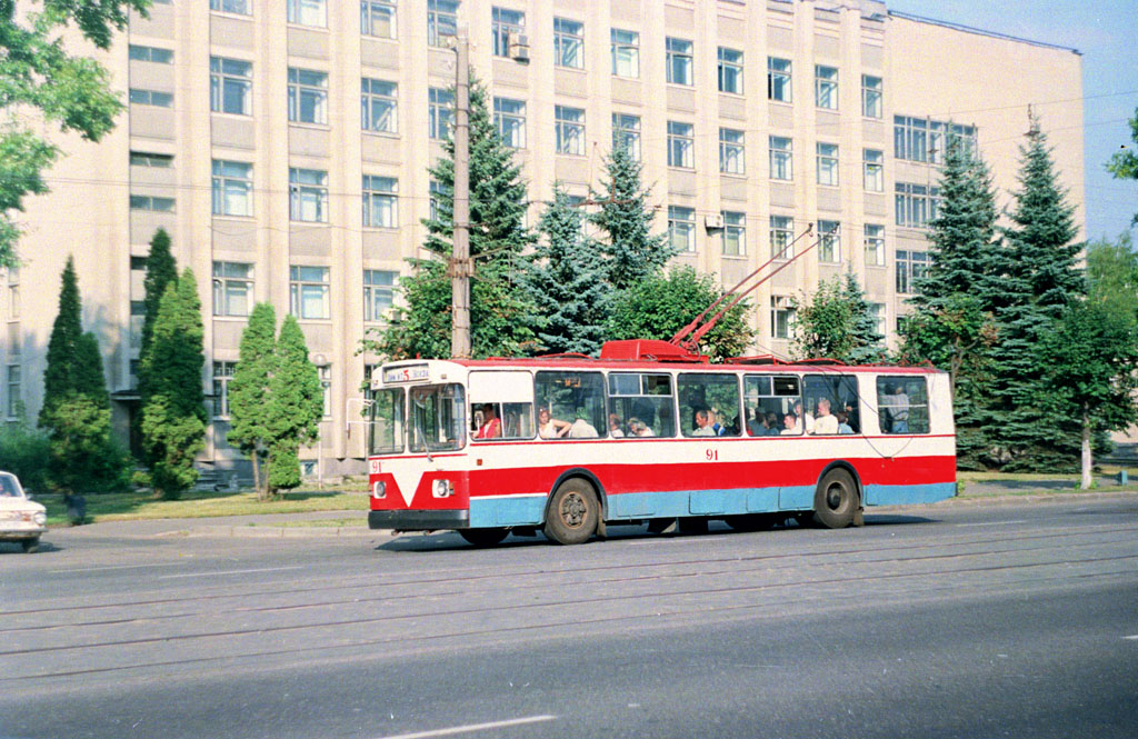 Tver, ZiU-682V [V00] Br. 91; Tver — Tver trolleybus in the early 2000s (2002 — 2006)
