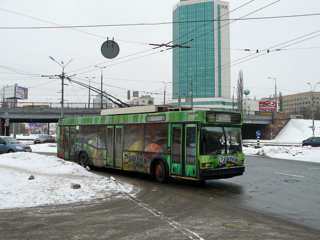 Киев, МАЗ-103Т № 3704