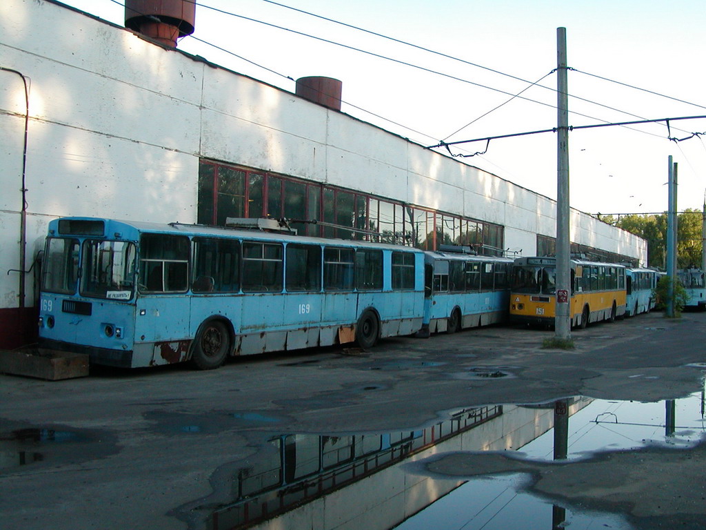 Yaroslavl, ZiU-682G [G00] Br. 169; Yaroslavl, ZiU-682G [G00] Br. 151