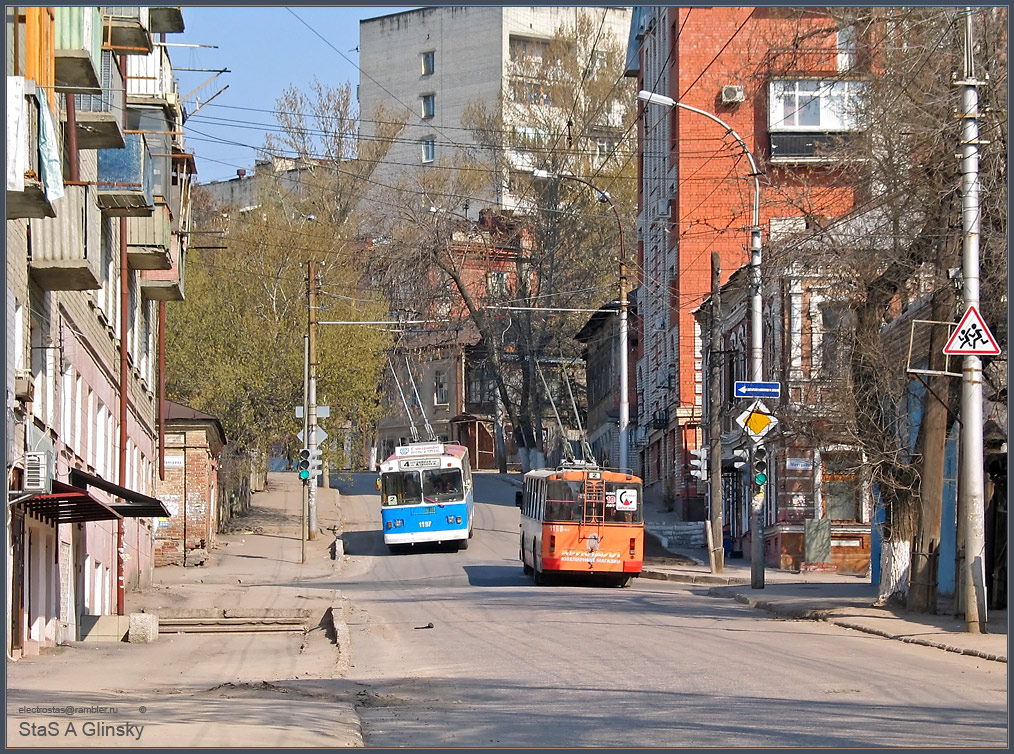 Саратов, ЗиУ-682Г [Г00] № 1197; Саратов, ЗиУ-682Г-012 [Г0А] № 1168; Саратов — Троллейбусные линии