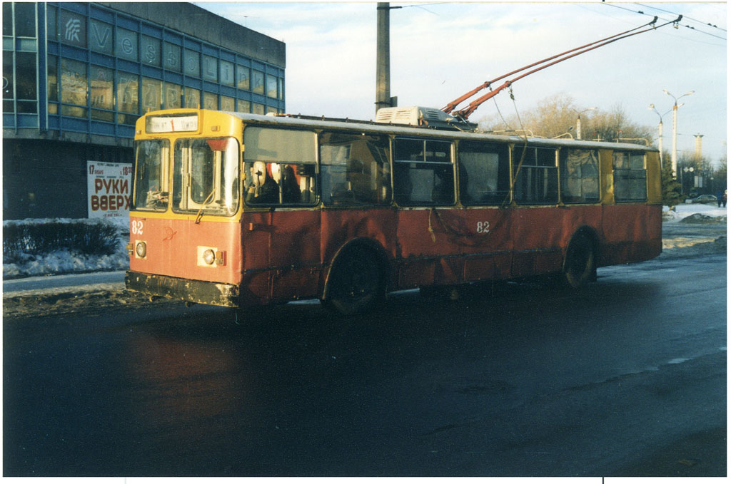 Тверь, ЗиУ-682В [В00] № 82; Тверь — Тверской троллейбус в начале 2000-х гг. (2002 — 2006 гг.)
