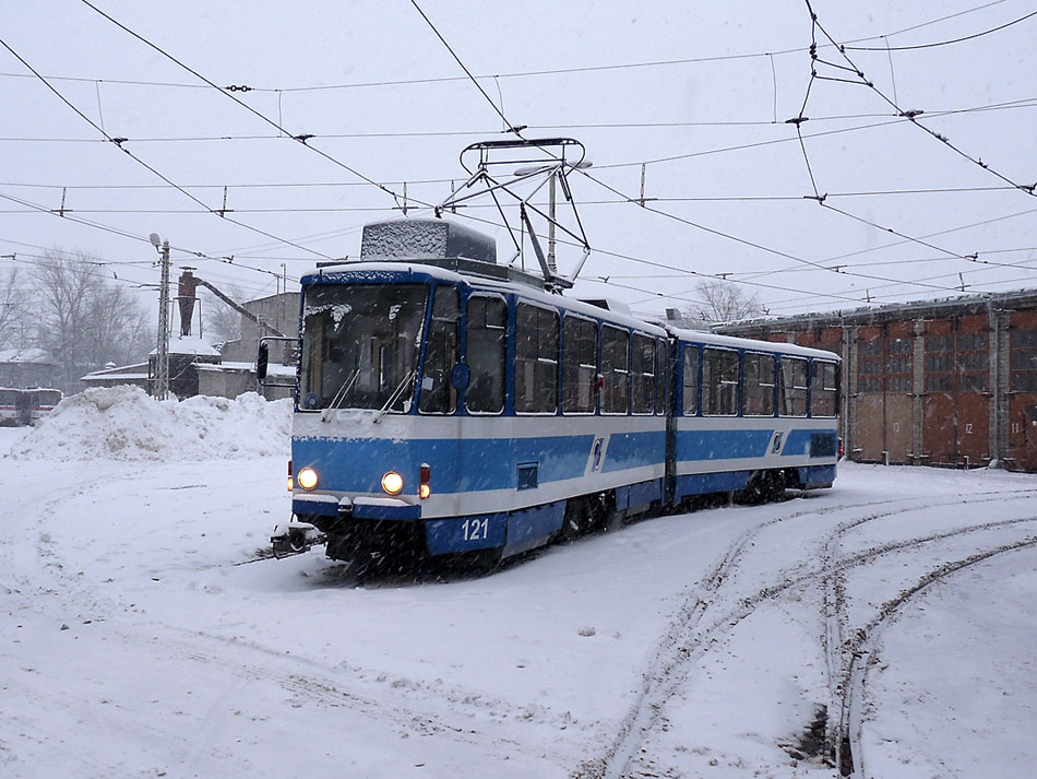 Таллин, Tatra KT4SU № 121