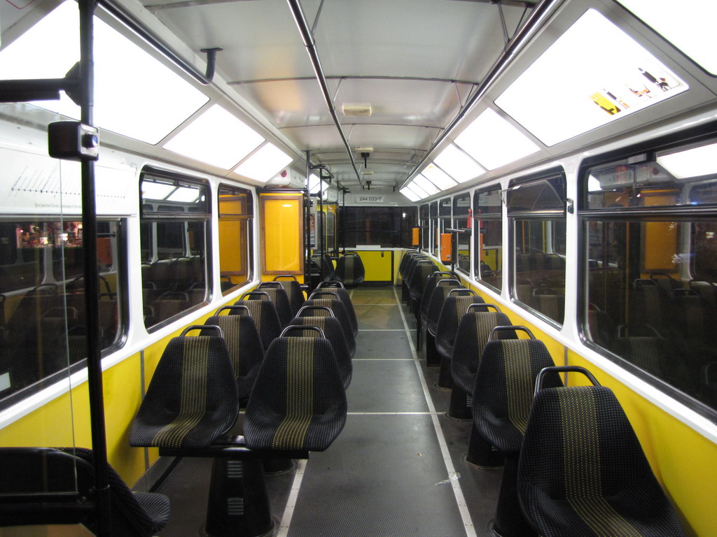 Дрезден, Tatra TB4D № 244 033