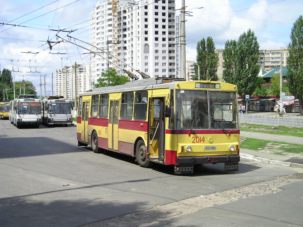 Киев, Škoda 14Tr02/6 № 2014