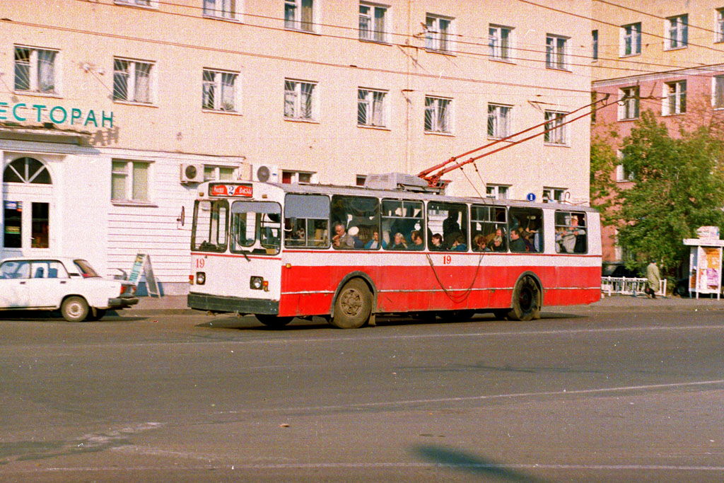 Tver, ZiU-682V č. 19; Tver — Tver trolleybus in the early 2000s (2002 — 2006)