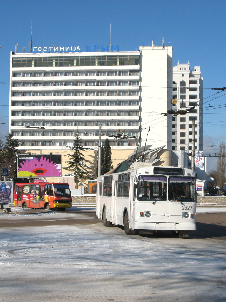 Севастополь, ЗиУ-682В-012 [В0А] № 2327