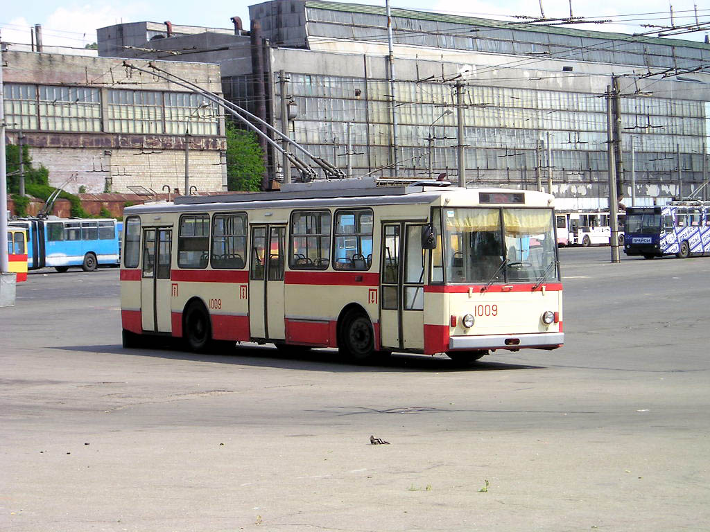 Киев, Škoda 14Tr89/6 № 1009
