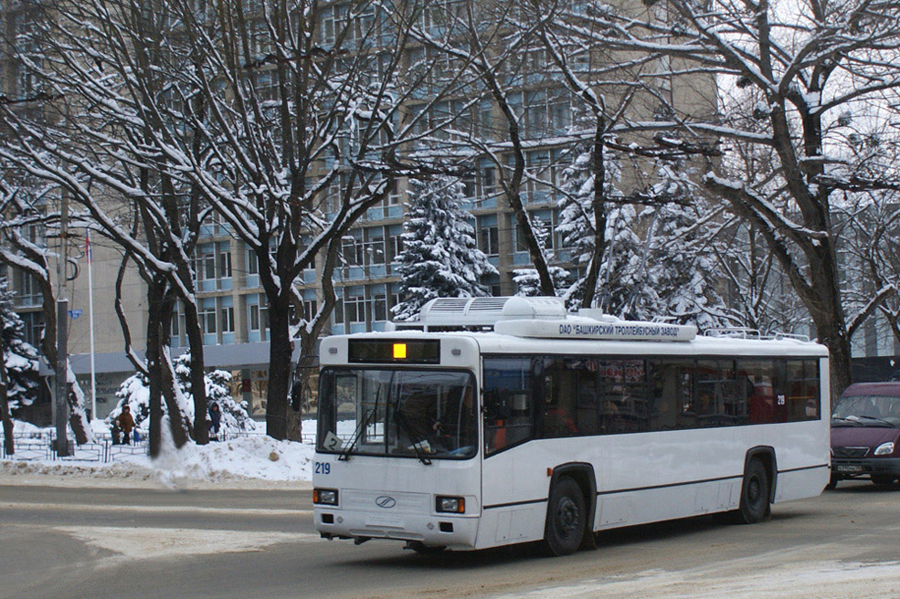 Ставрополь, БТЗ-52764Р № 219