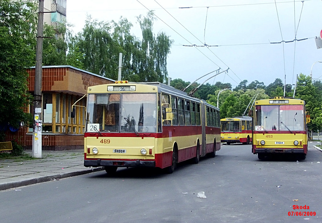 Киев, Škoda 15Tr03/6 № 489; Киев, Škoda 15Tr02/6 № 453