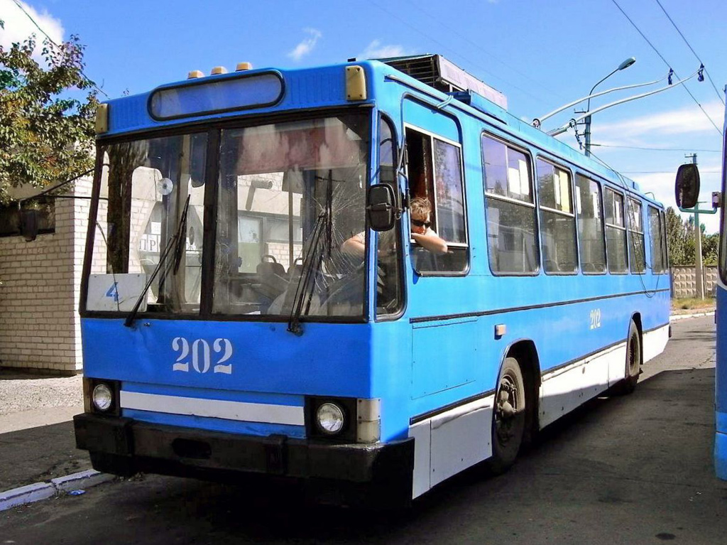 Северскодонецк, ЮМЗ Т1Р (Т2П) № 202