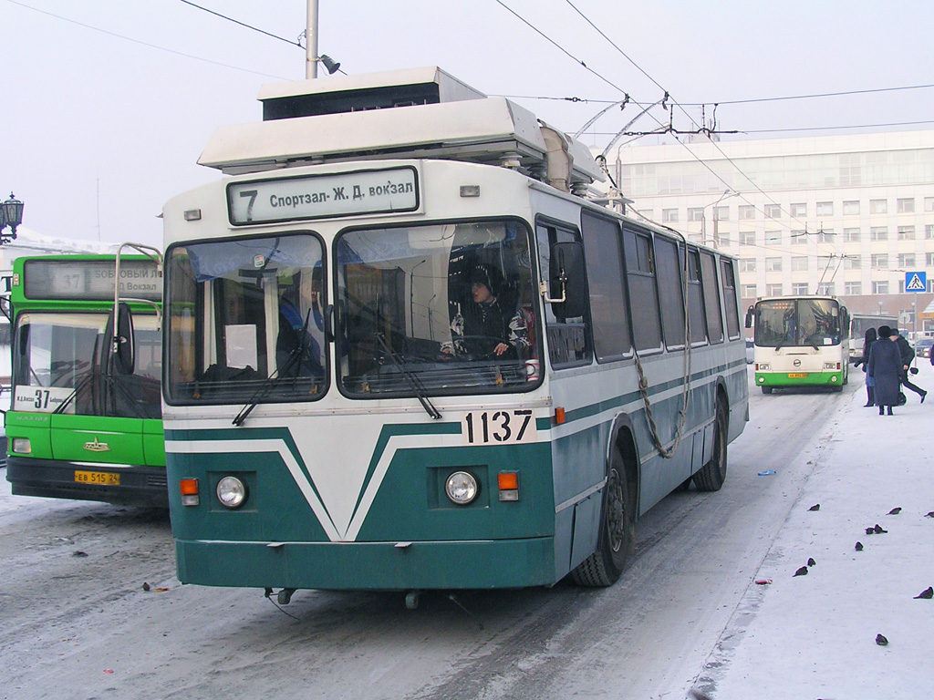 Красноярск, ЗиУ-682 КР Иваново № 1137