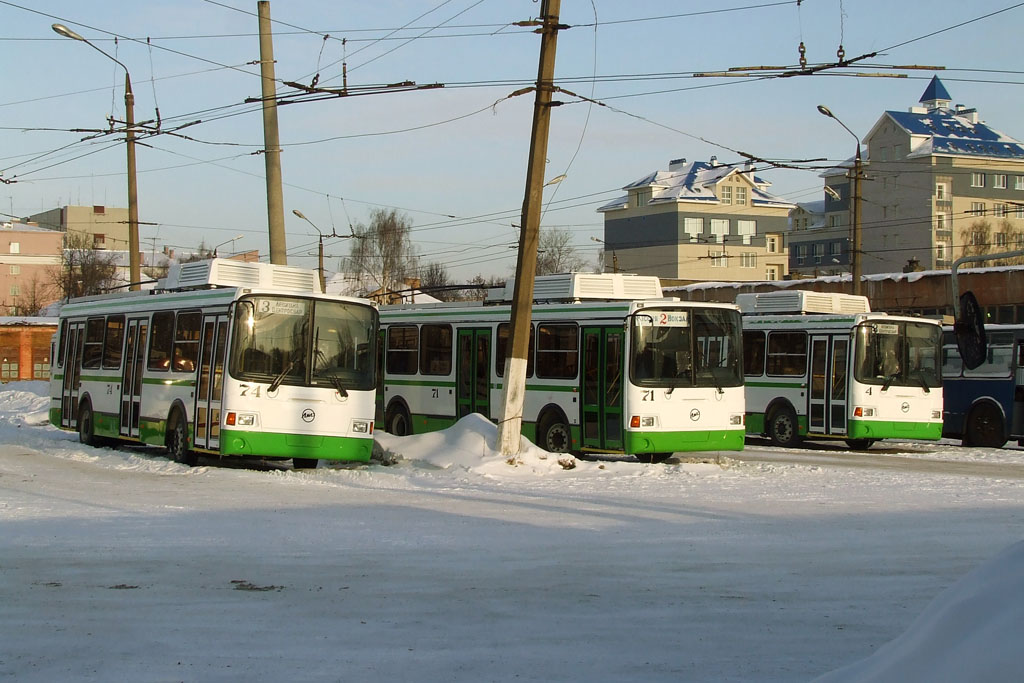 Твер, ЛиАЗ-5280 № 74; Твер — Троллейбусный парк