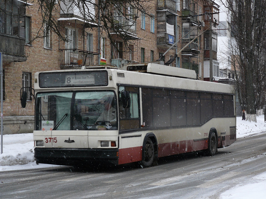 Kijów, MAZ-103T Nr 3715