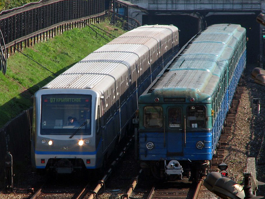 Moscow — Metro — Vehicles — Type Ezh/Em-508/Em-509; Moscow — Metro — [4] Filyovskaya Line
