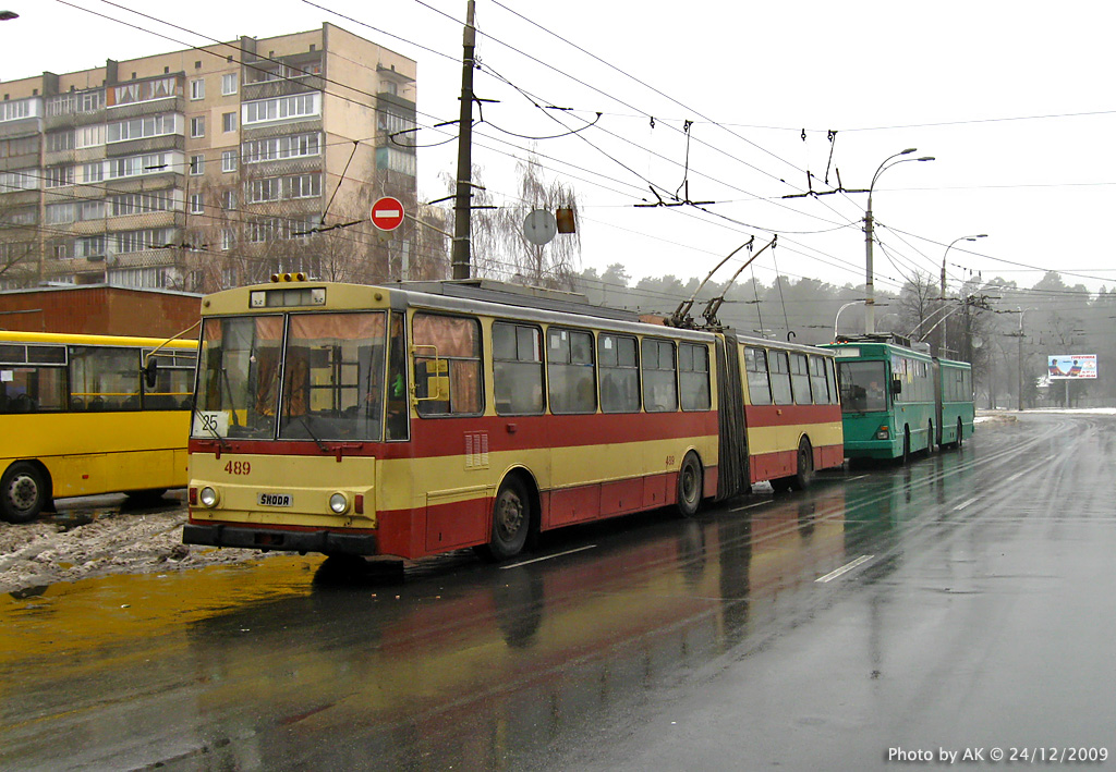 Киев, Škoda 15Tr03/6 № 489