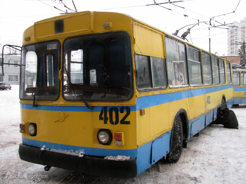 Чернигов, ЗиУ-682В-012 [В0А] № 402