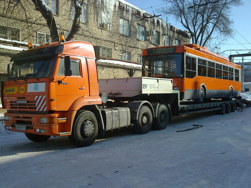 Тольятти, Тролза-5275.07 «Оптима» № 2476; Энгельс — Новые и опытные троллейбусы ЗАО "Тролза"