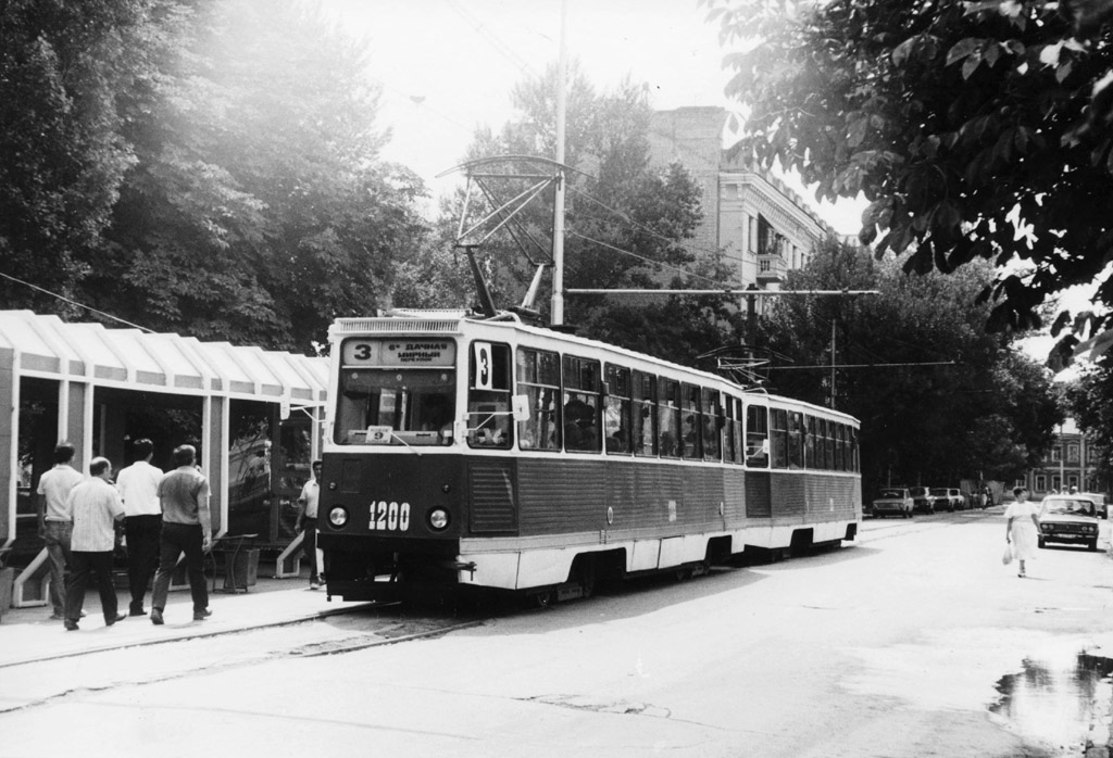 Саратов, 71-605 (КТМ-5М3) № 1200; Саратов — Исторические фотографии