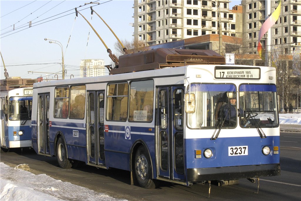 Москва, ЗиУ-682ГМ1 (с широкой передней дверью) № 3237