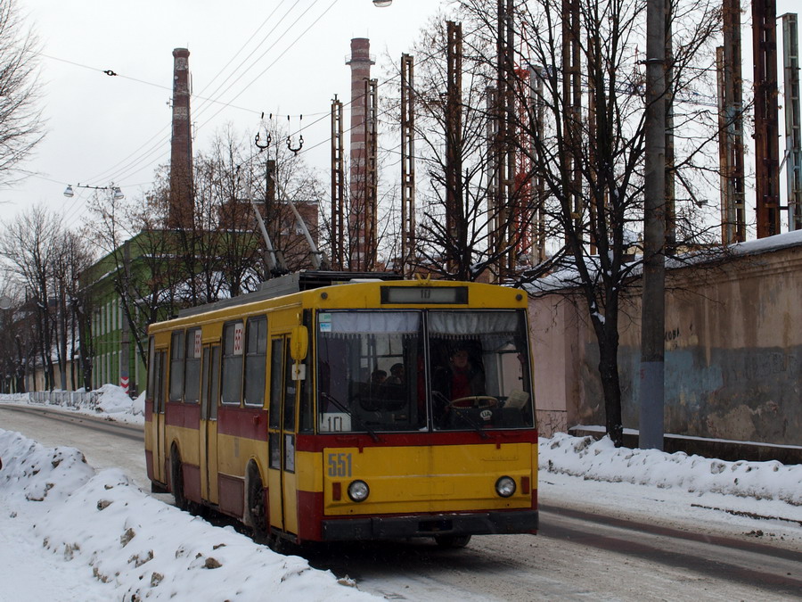 Львов, Škoda 14Tr89/6 № 551