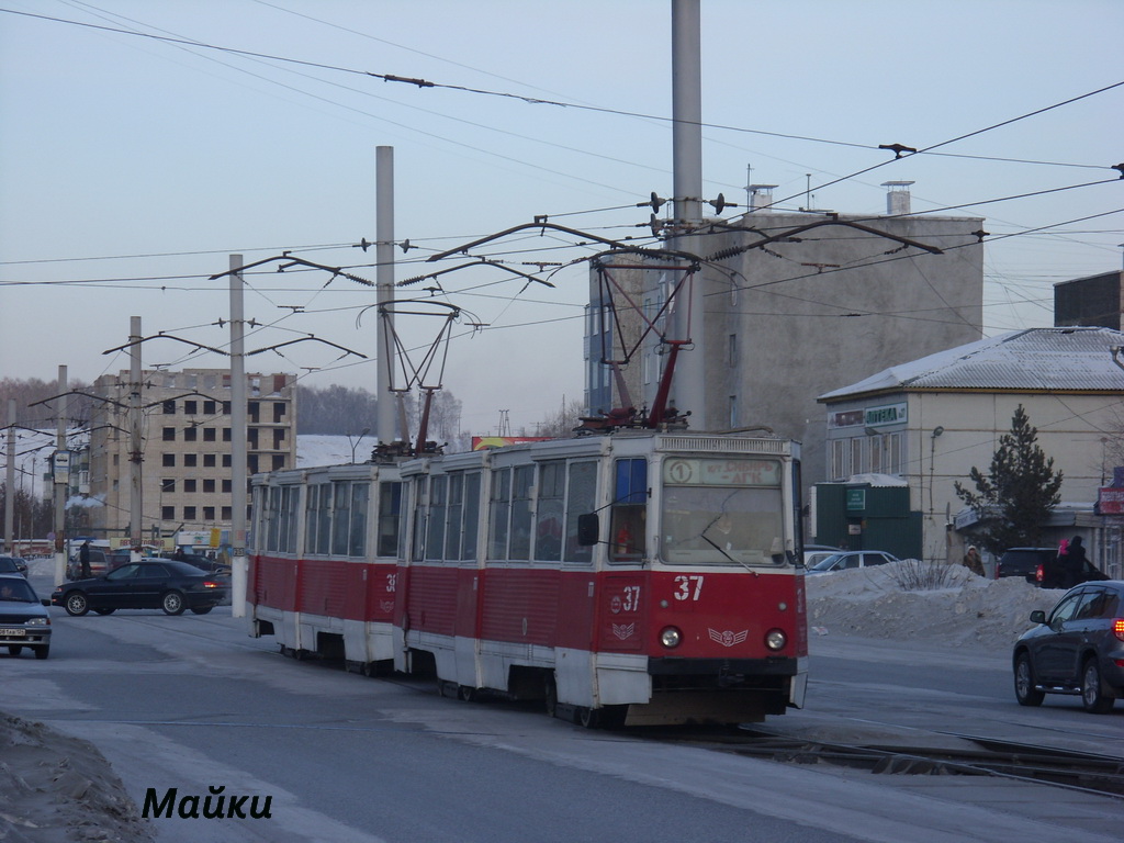 Ачинск, 71-605 (КТМ-5М3) № 37