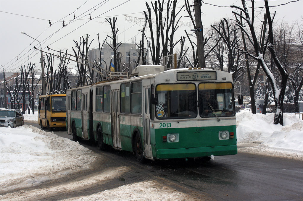 Черкассы, ЗиУ-683Б [Б00] № 2013