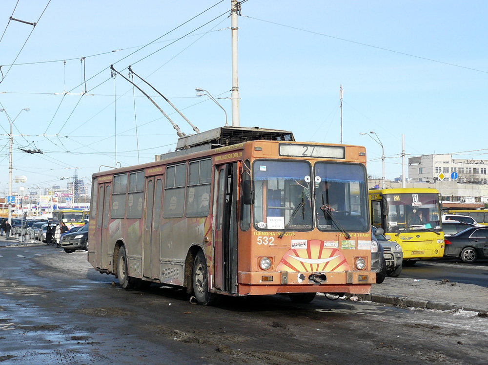 Kijevas, YMZ T2 nr. 532