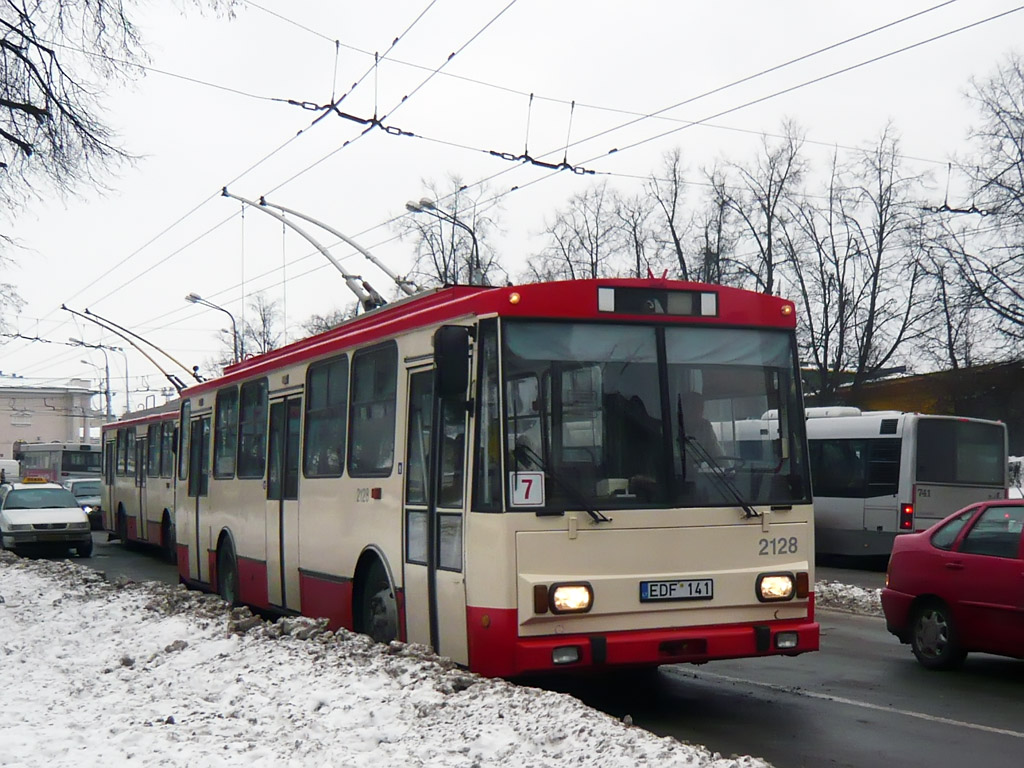 Вильнюс, Škoda 14Tr10/6 № 2128 Вильнюс, Škoda 14Tr10/6 № 2128
