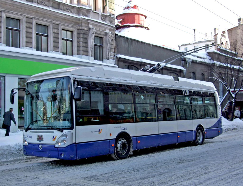 Рига, Škoda 24Tr Irisbus Citelis № 19704