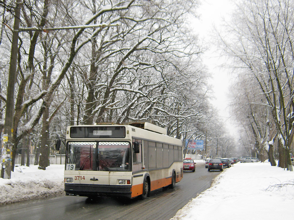 Киев, МАЗ-103Т № 3714