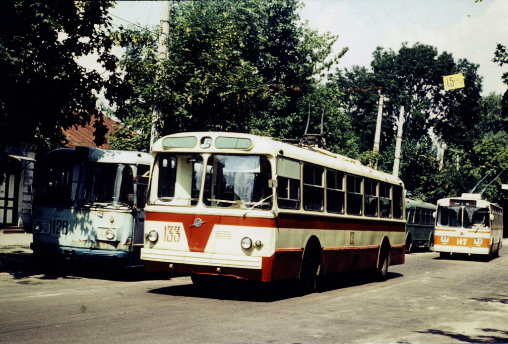Черкаси, ЗиУ-5Д № 133; Черкаси, ЗиУ-682Б № 147; Черкаси — Історичні світлини (до 2000р.)