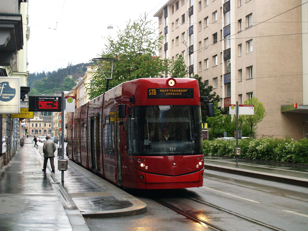 Инсбрук, Bombardier Flexity Outlook № 351