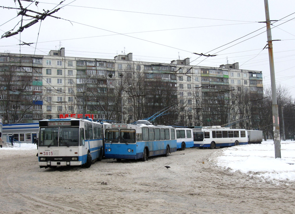 Харьков, ROCAR E217 № 3015; Харьков, ЗиУ-682В [В00] № 815; Харьков — Конечные станции
