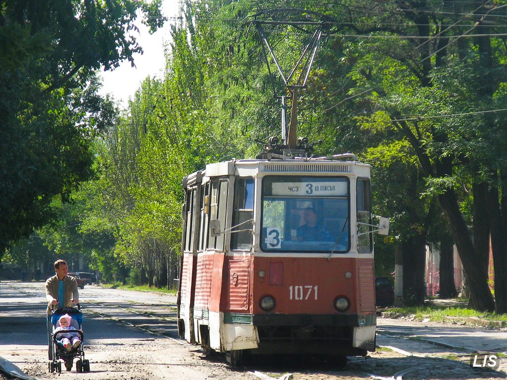 Николаев, 71-605 (КТМ-5М3) № 1071