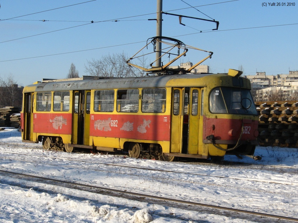 Harkov, Tatra T3SU — 682