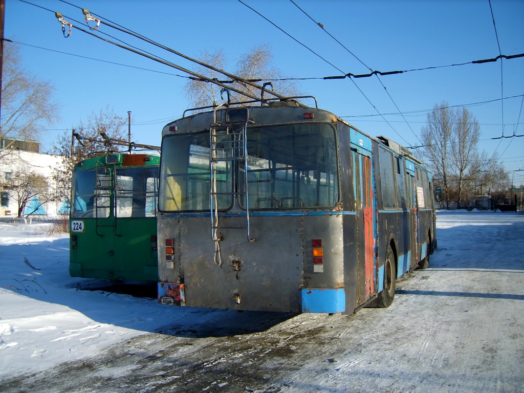 Омбы, AKSM 101A № 242 Омбы, AKSM 101A № 242