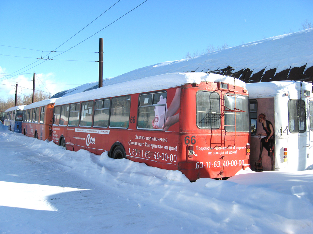 Тюмень, ЗиУ-682В-012 [В0А] № 66; Тюмень, ЗиУ-682Г [Г00] № 14