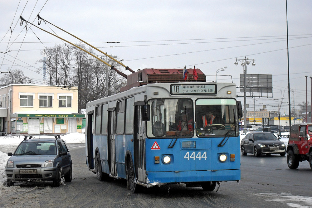 Москва, ЗиУ-682ГМ1 (с широкой передней дверью) № 4444