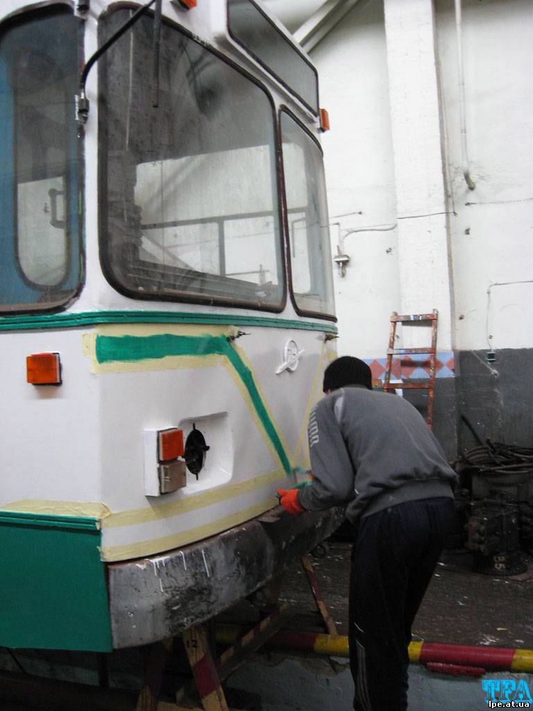 Луцк — Покраска троллейбуса № 165 Луцк — Покраска троллейбуса № 165