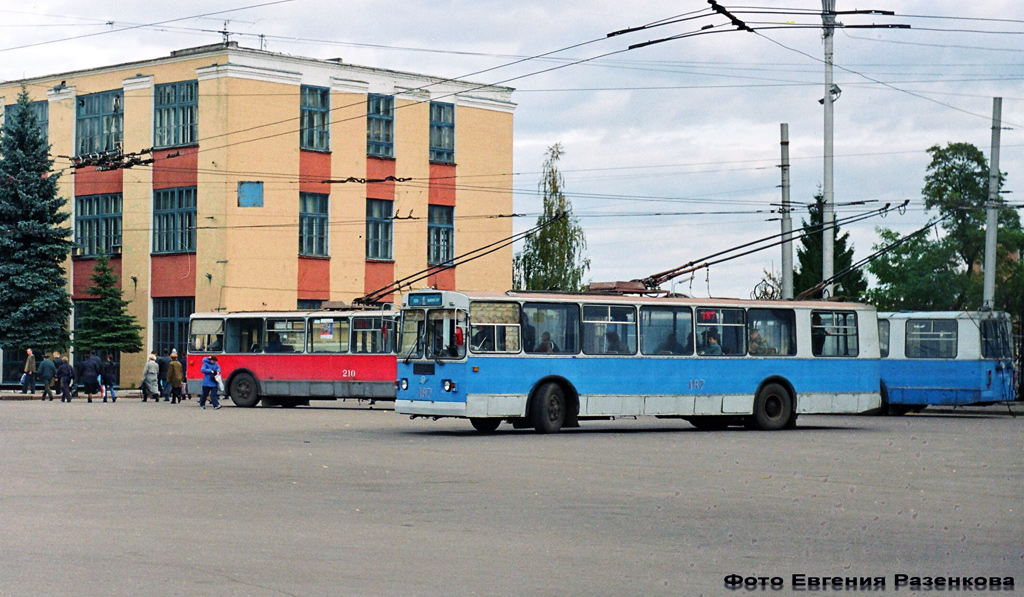 Курск, ЗиУ-682Г [Г00] № 187; Курск, ЗиУ-682Г-012 [Г0А] № 210
