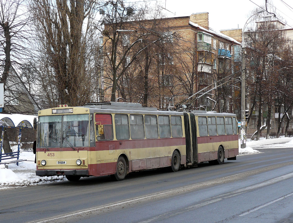 Киев, Škoda 15Tr02/6 № 453