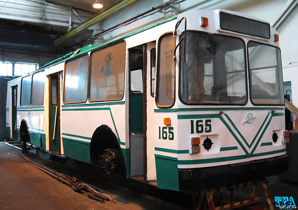 Луцк — Покраска троллейбуса № 165 Луцк — Покраска троллейбуса № 165