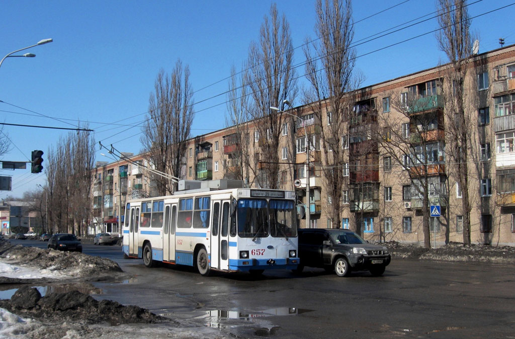 Кривой Рог, ЮМЗ Т2 мод. 7 № 657
