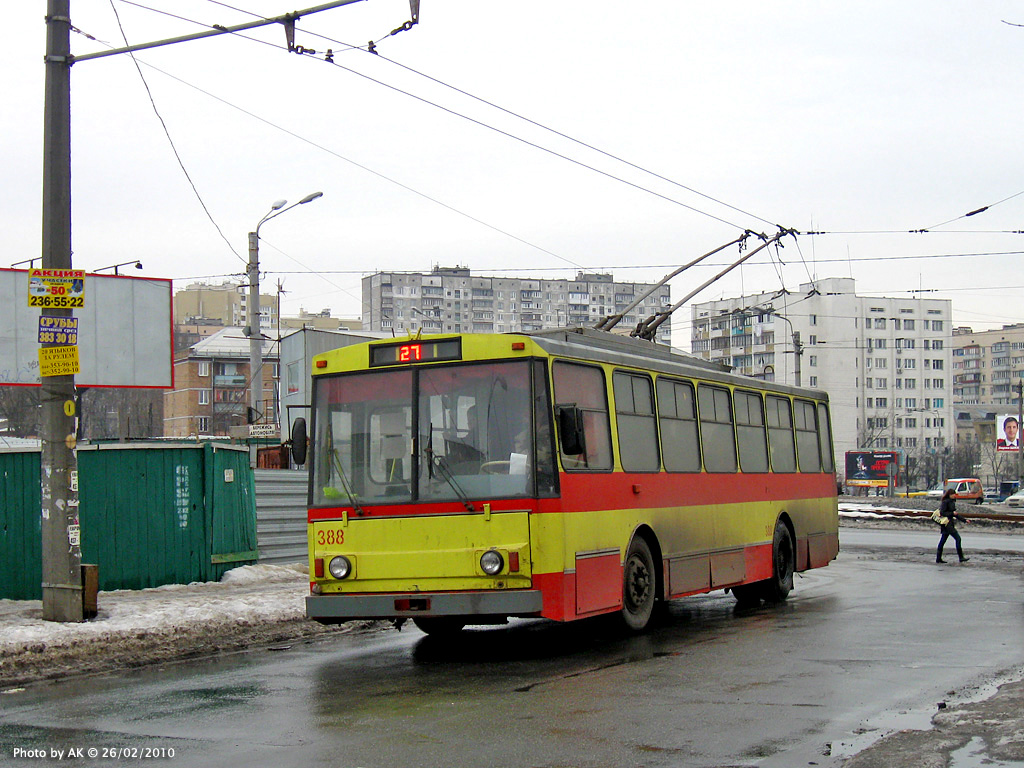 Киев, Škoda 14Tr02/6 № 388