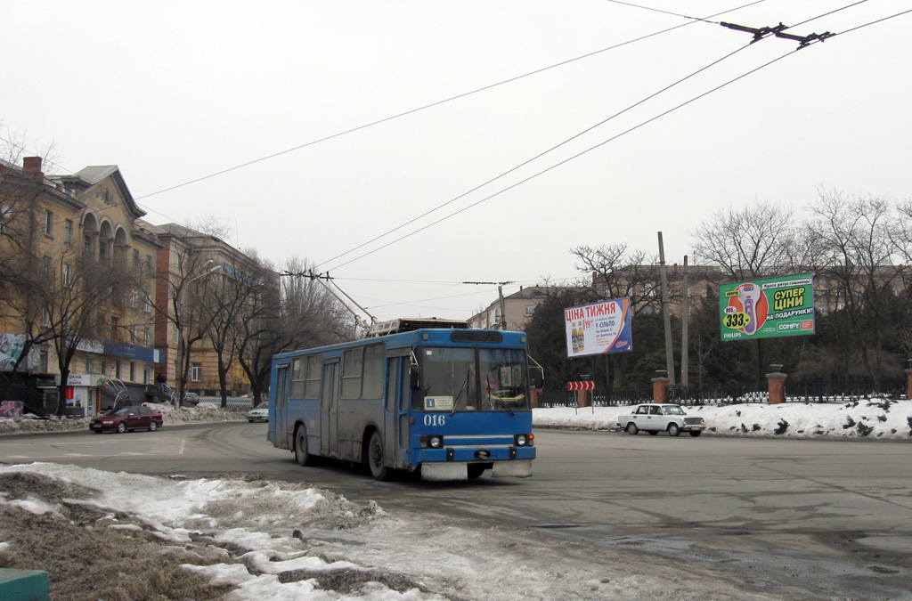 Кривой Рог, ЮМЗ Т1Р (Т2П) № 016