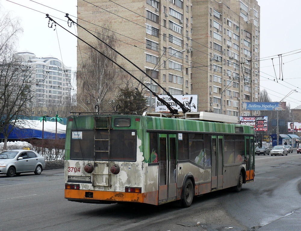 Киев, МАЗ-103Т № 3704
